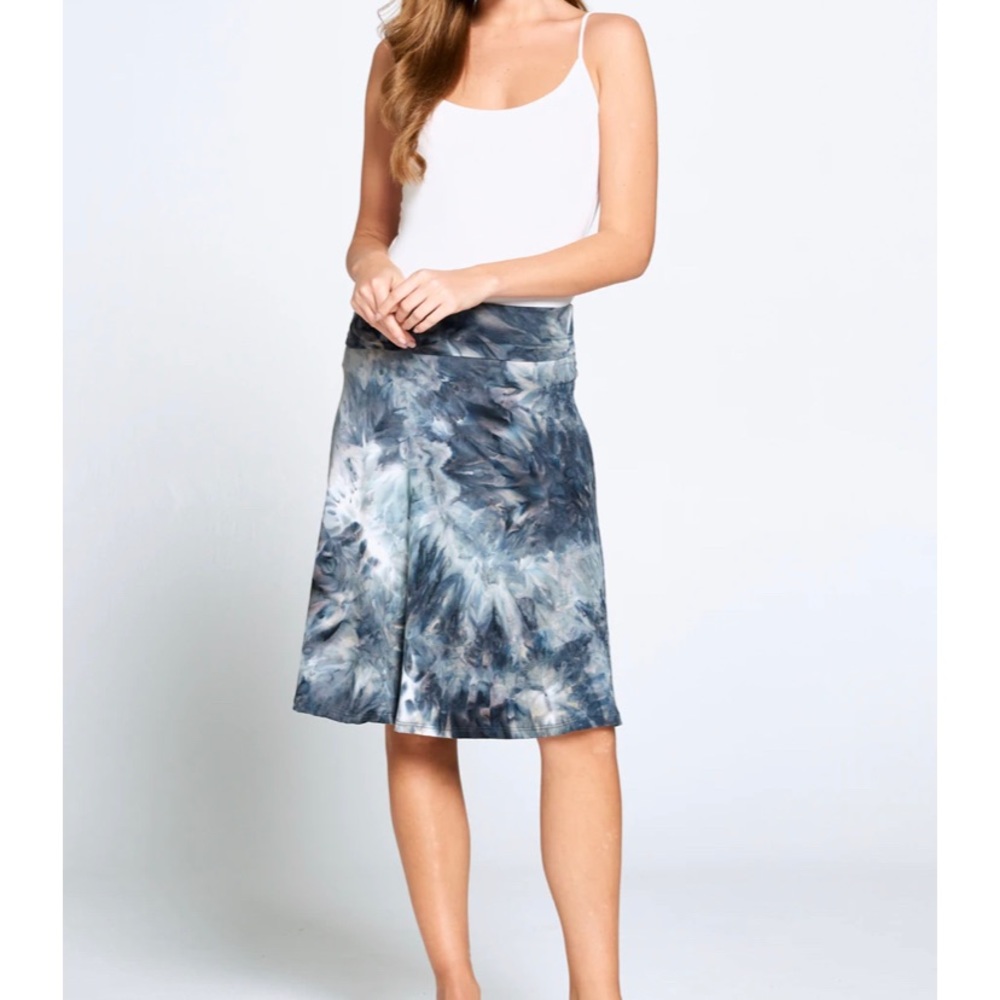🟡2/$15⭐️Popana tie dye skirt/shirt